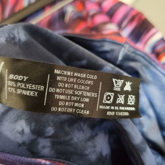 Peloton Women Sz Medium Melody High Multicolor Waist Legging NWT - Picture 7 of 8